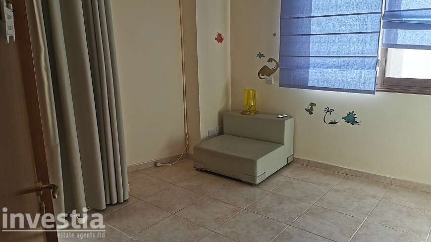4 bdrm house/New Stadium area