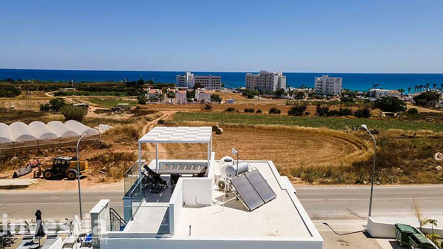 4 - 5 Bdrm houses/Protaras