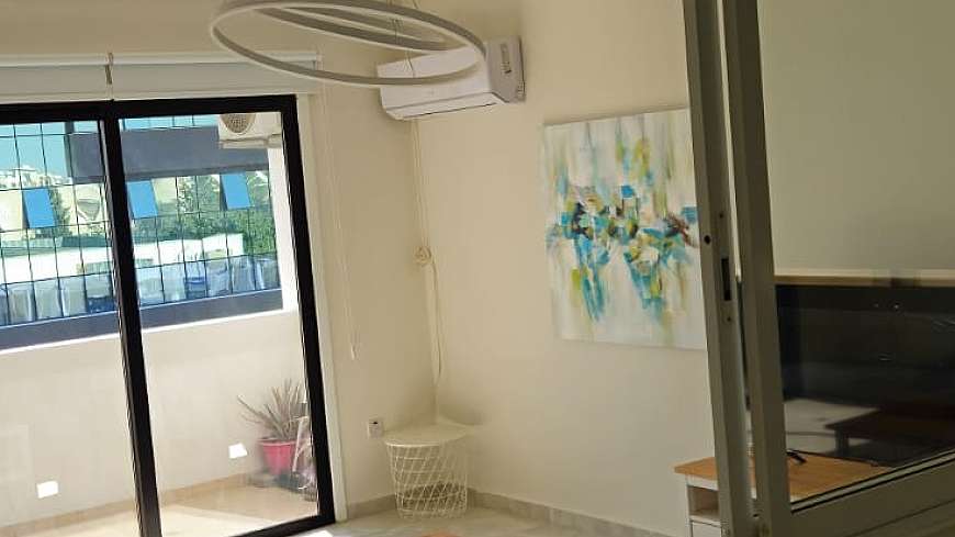 3 bdrm flat for rent/Larnaca centre