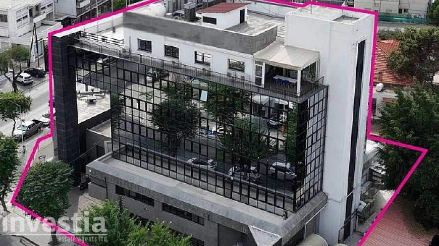 Commercial building for sale/Limassol