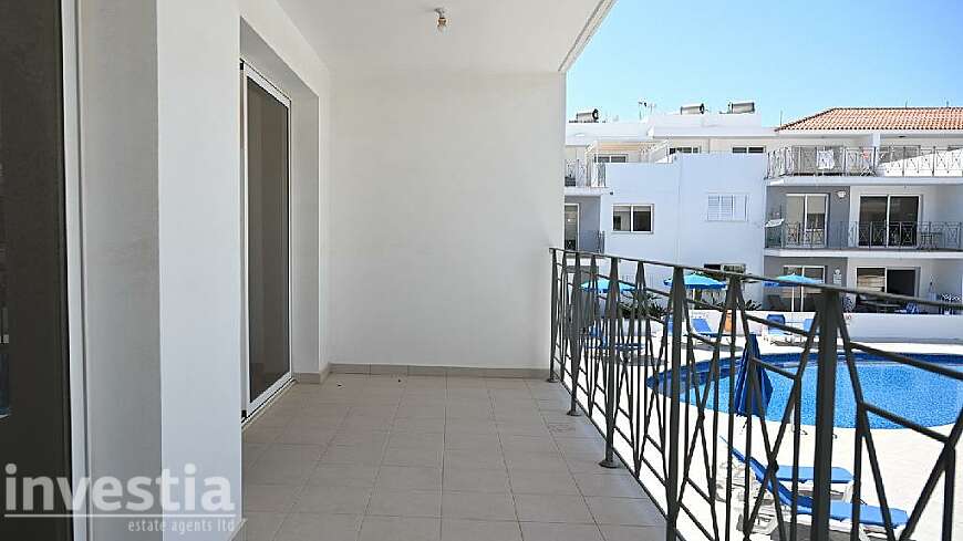 2 bdrm flat for sale/Paralimni