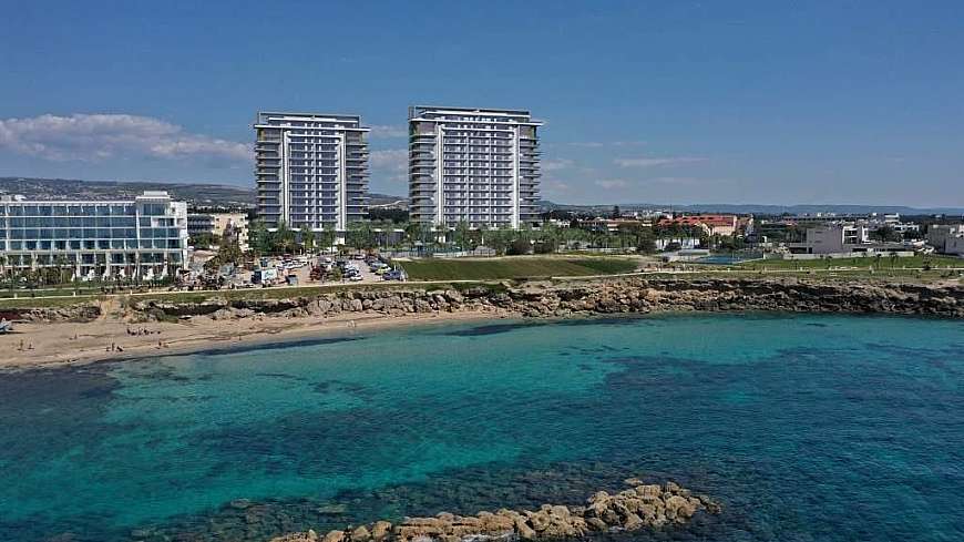 1/2/3/4 bdrm apartments and houses  for sale/Paphos
