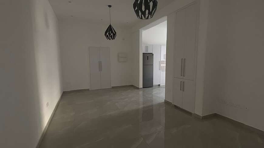 2 bdrm ground floor flat for rent/Larnaca centre