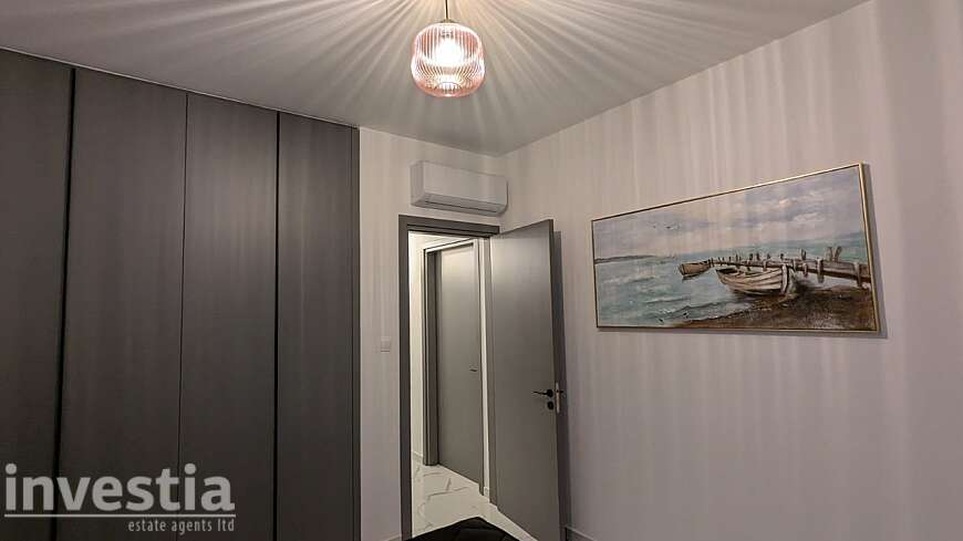 2 bdrm brand new penthouse/Dhrosia