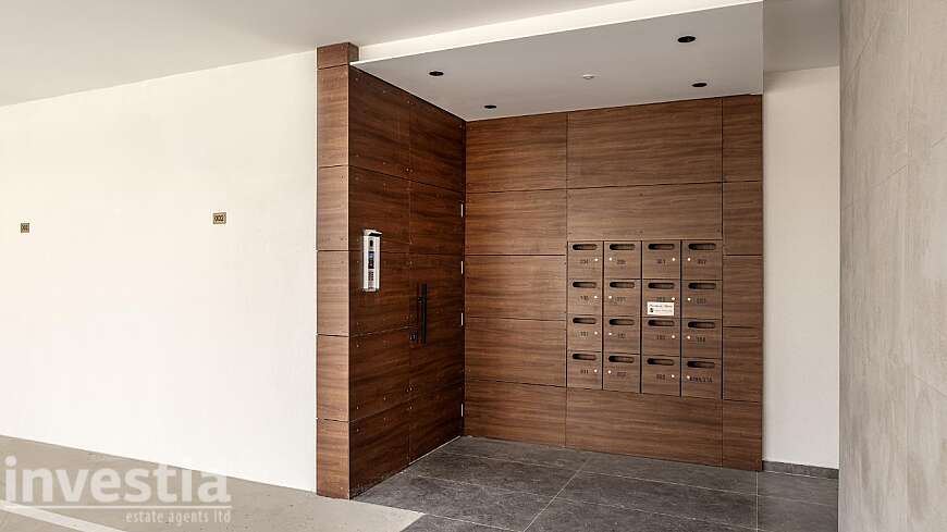 2 bdrm apartments for sale/Livadhia