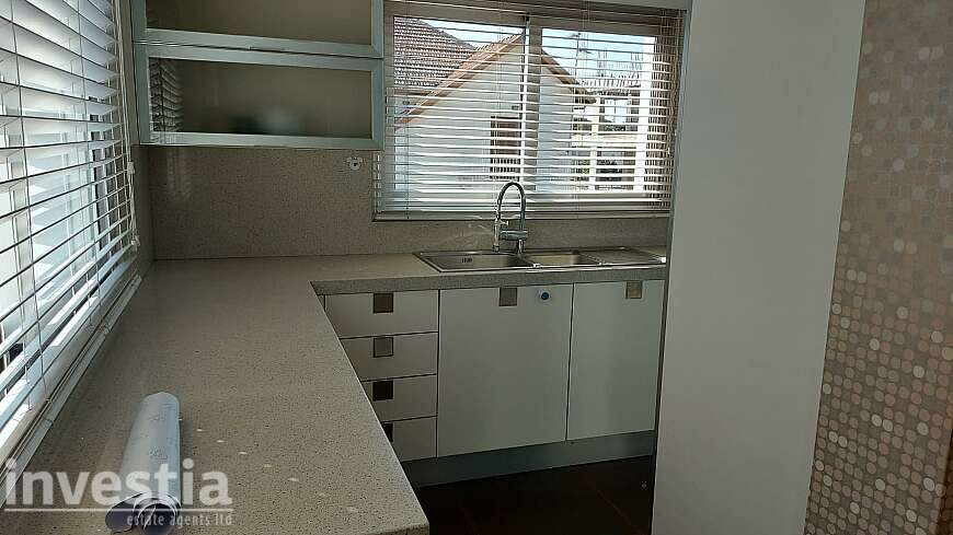 3 bdrm apt/Phaneromeni
