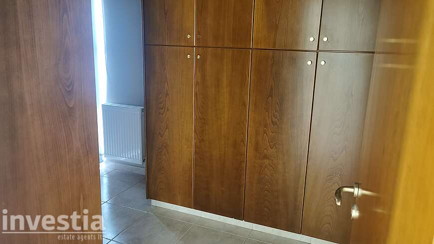 4 bdrm house/New Stadium area