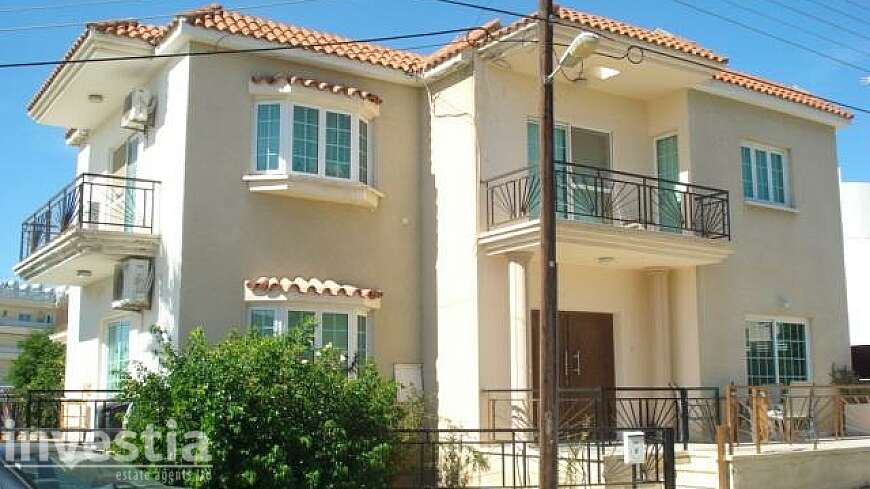 4 bedroom House/ By Pass