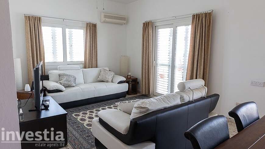 3 bdrm apt/Phaneromeni