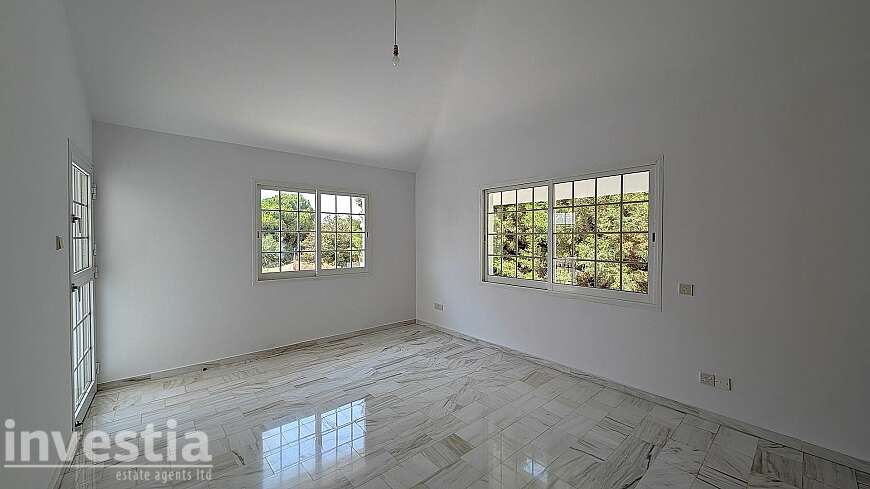 4 bdrm villa for sale/Limassol