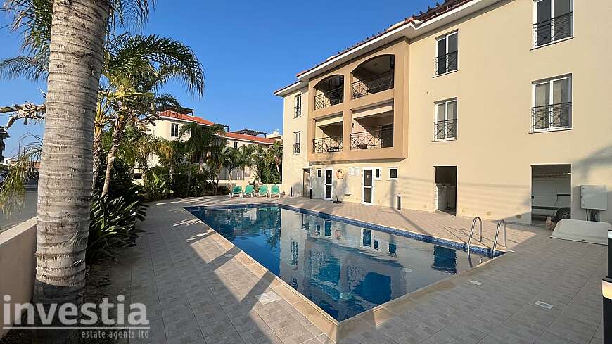 2 bdrm penthouse apts/Kiti