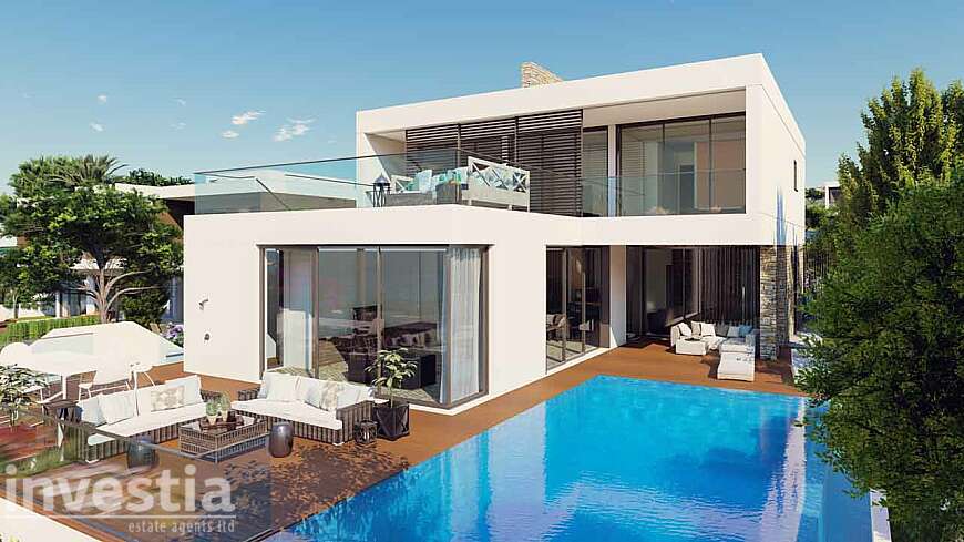 5 Bedroom Beachfront Villa in Paphos For Sale