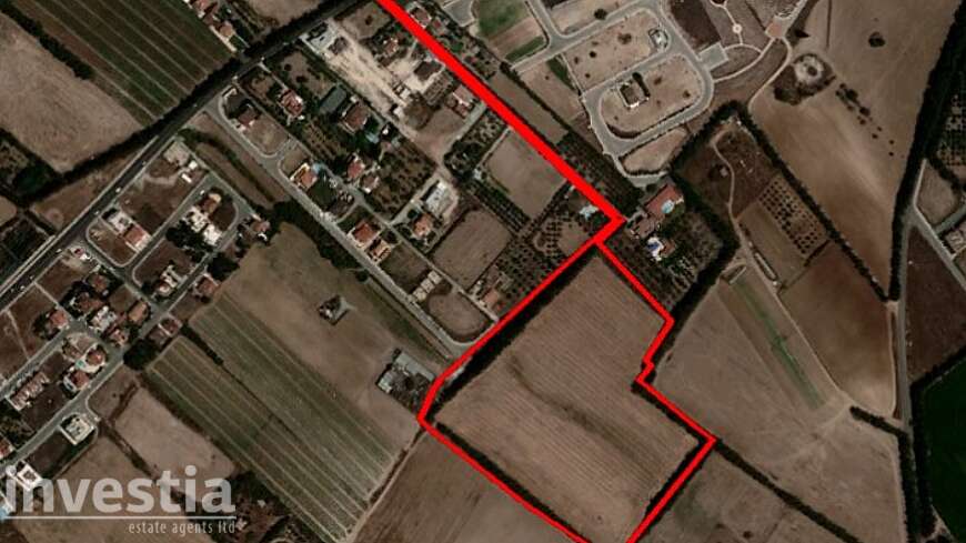 Land for sale/Meneou