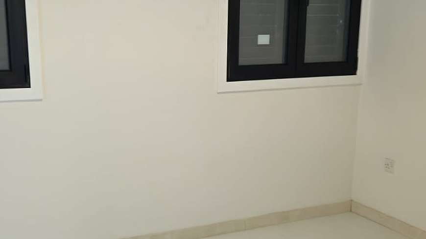 3 bdrm flat for rent/Larnaca centre