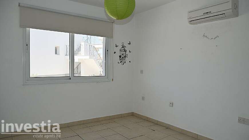 2 bdrm flat for sale/Paralimni