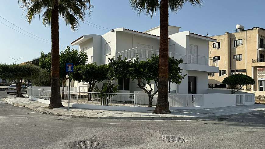 Four bedroom House for Sale in Larnaca Centre