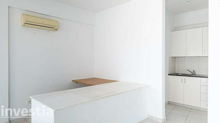 Office and shop in Voroklini, Larnaca