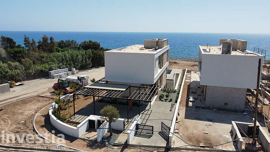 3 Bedroom Beachfront Villa in Paphos For Sale