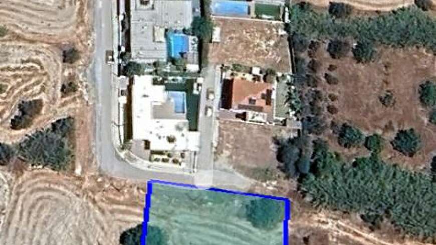 Land for sale/Livadhia,Larnaca.