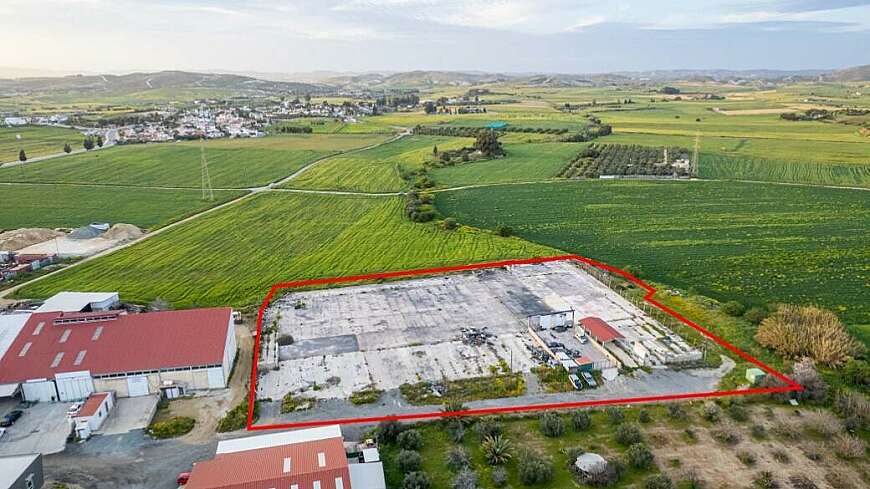 Shared industrial field in Livadia, Larnaca