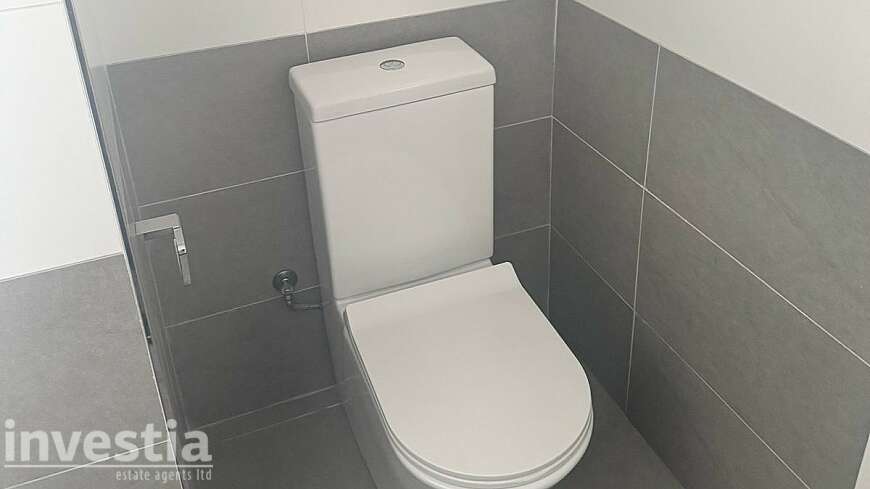 3 bdrm apt/center