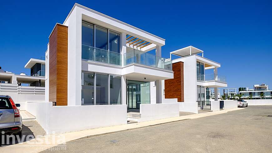 4 Bedroom Villa For Sale in Protaras