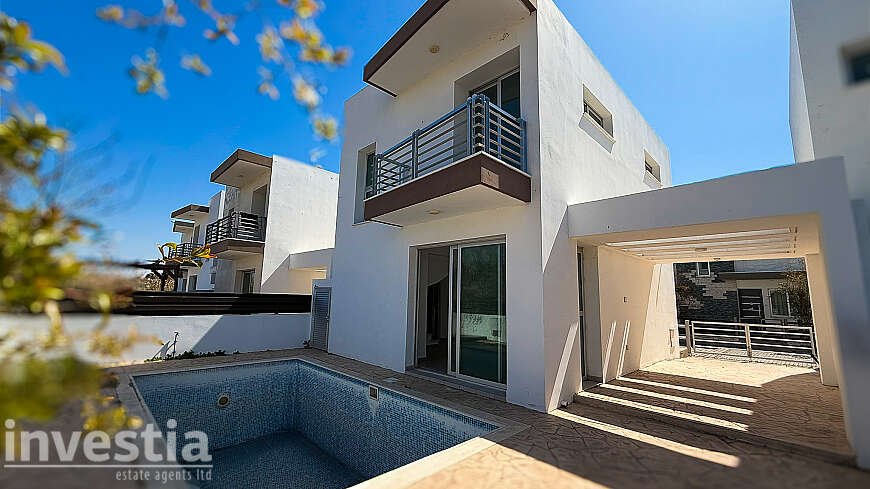 3 bdrm Houses for sale-off Dhekelia road,Pyla,Larnaca.