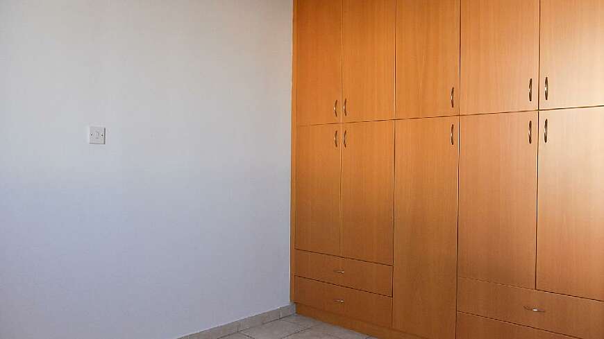 3 bdrm flat for sale/Sotiros area