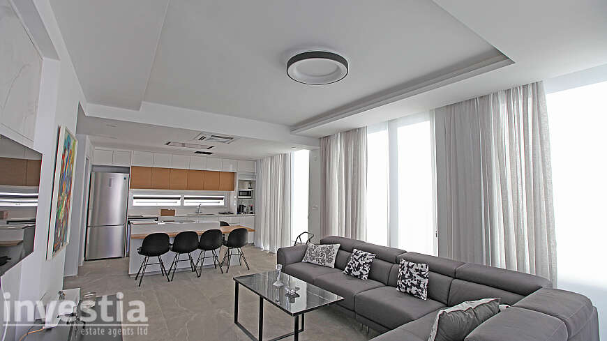 4 Bedroom Villa For Sale in Protaras