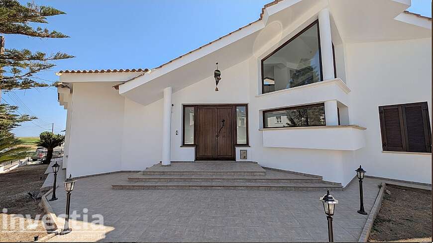 5 bdrm house/Krassas area