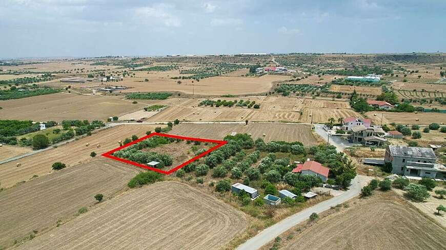 Residential field in Pera, Nicosia