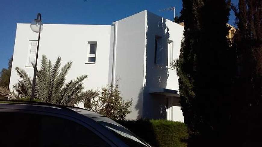 3 bdrm house for sale or rent/Meneou