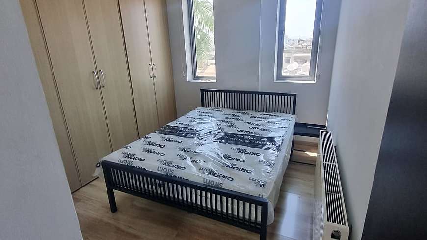 3 bdrm top floor apartment/Larnaca centre