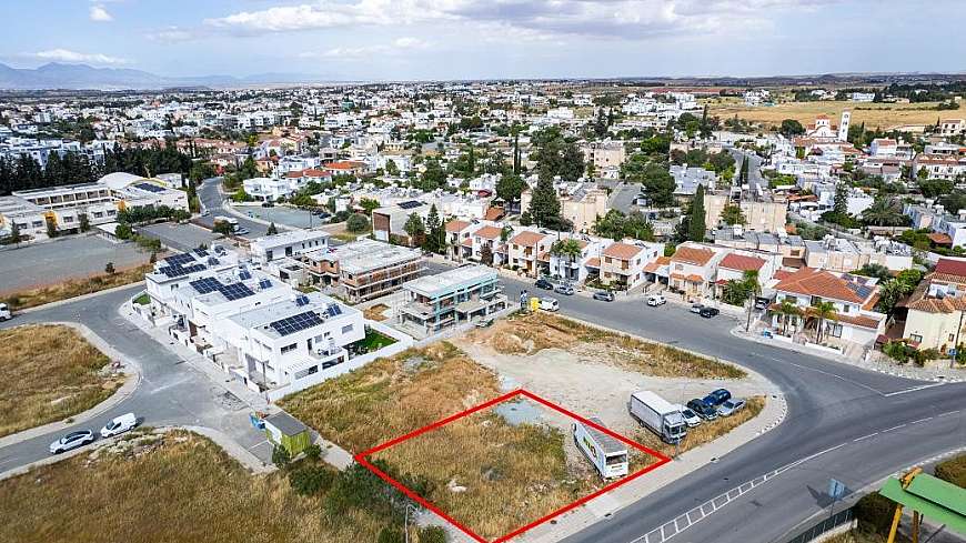 Residential plot in Latsia, Nicosia