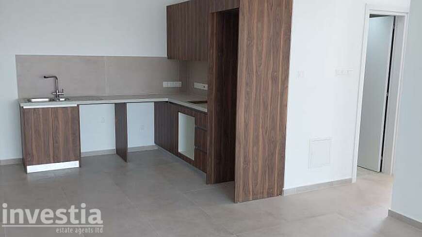 1 bdrm flat for sale/Dhekelia Road