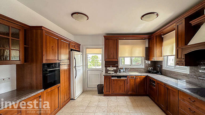 2 Bedroom Apartment for Rent In Larnaca Centre