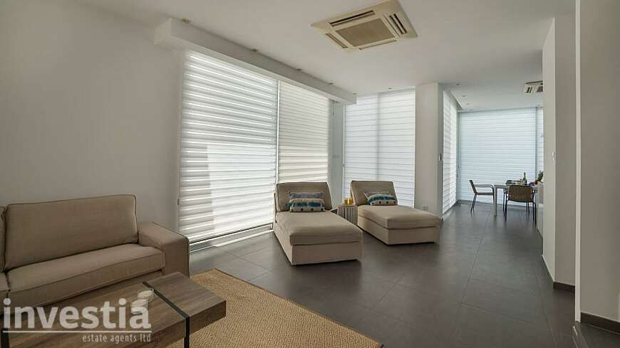 2 and 3 bdrm houses for sale/Dhekelia rd