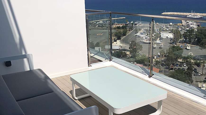 3 bdrm penthouse for sale-rent/Larnaca Centre