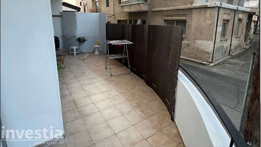 3 bdrm apt/center