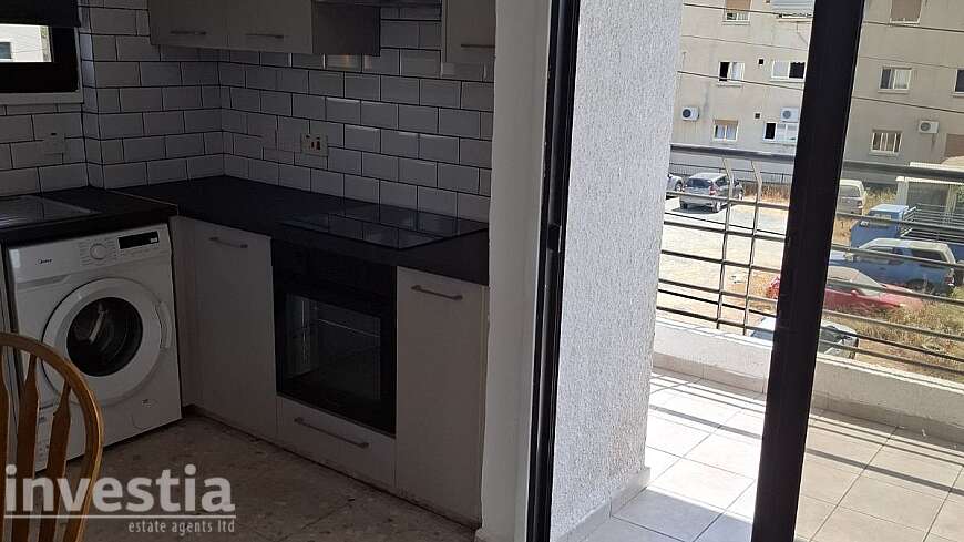 2 bdrm flat for rent/Dhrosia