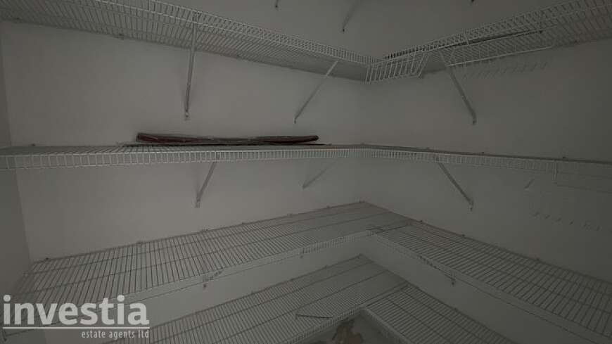 5 bdrm villa for rent/Pyla