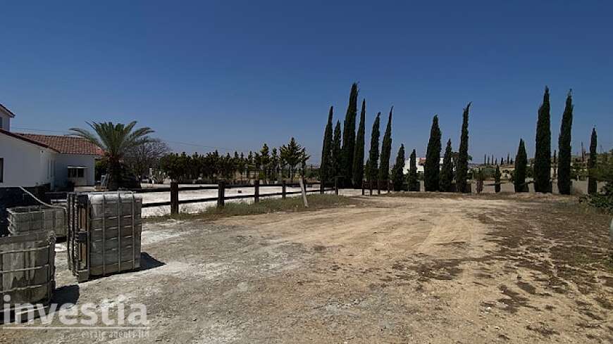 5 bdrm villa for rent/Pyla