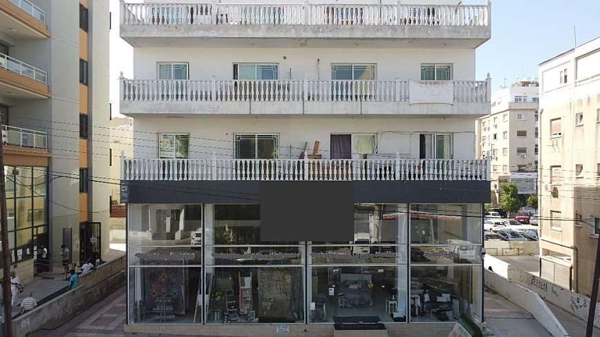 Mixed-use building for sale/ Nicosia