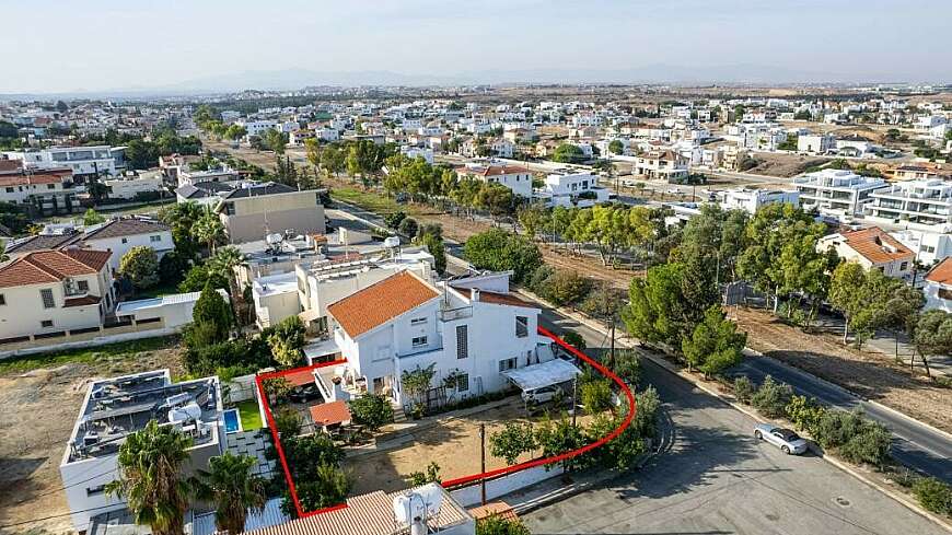 Two-storey house in Archangelos, Nicosia