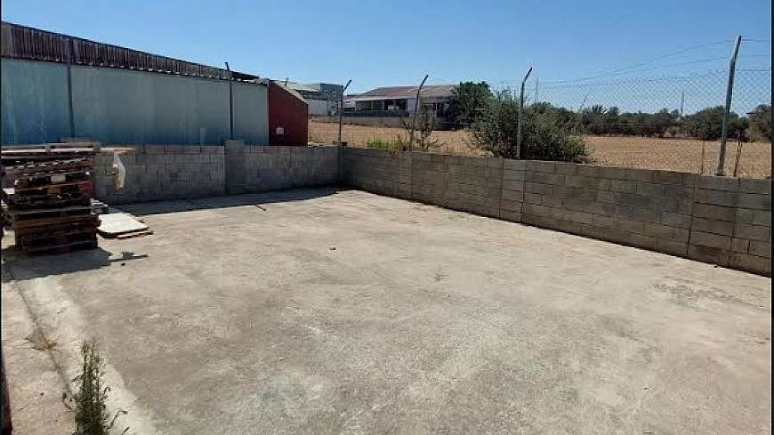 Warehouse for rent/Livadhia