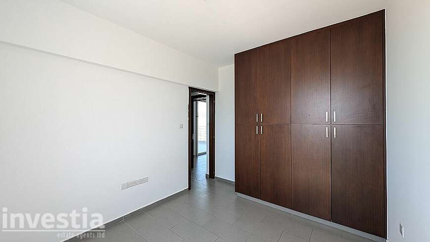 2 bdrm flat for sale/Meneou