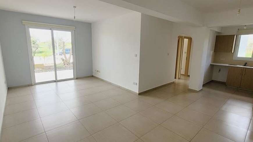 2 bdrm ground floor apartment for sale/Pyla