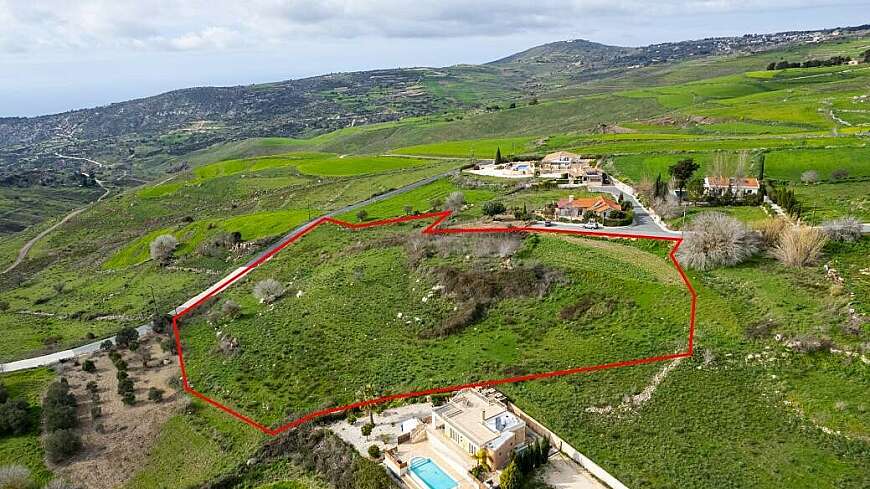 Shared residential field in Pano Arodes, Paphos