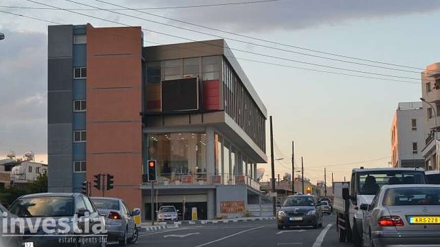 Shopping centre for sale/Larnaca