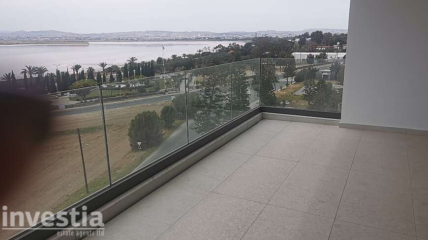 2 bdrm apts/Mackenzie